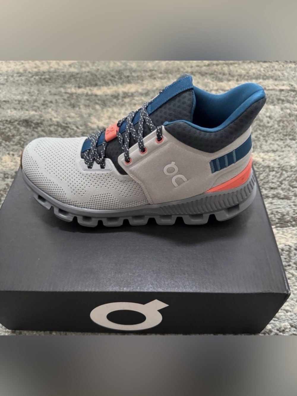On Cloud Hi Edge Glacier Shadow Women's US 8